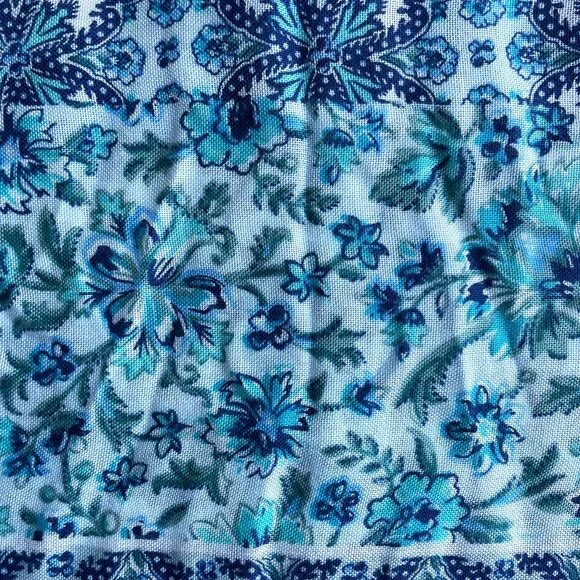 Vera Bradley scarf NWOT - Picture 5 of 6